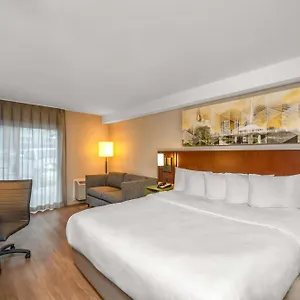 Comfort Airport Inn
